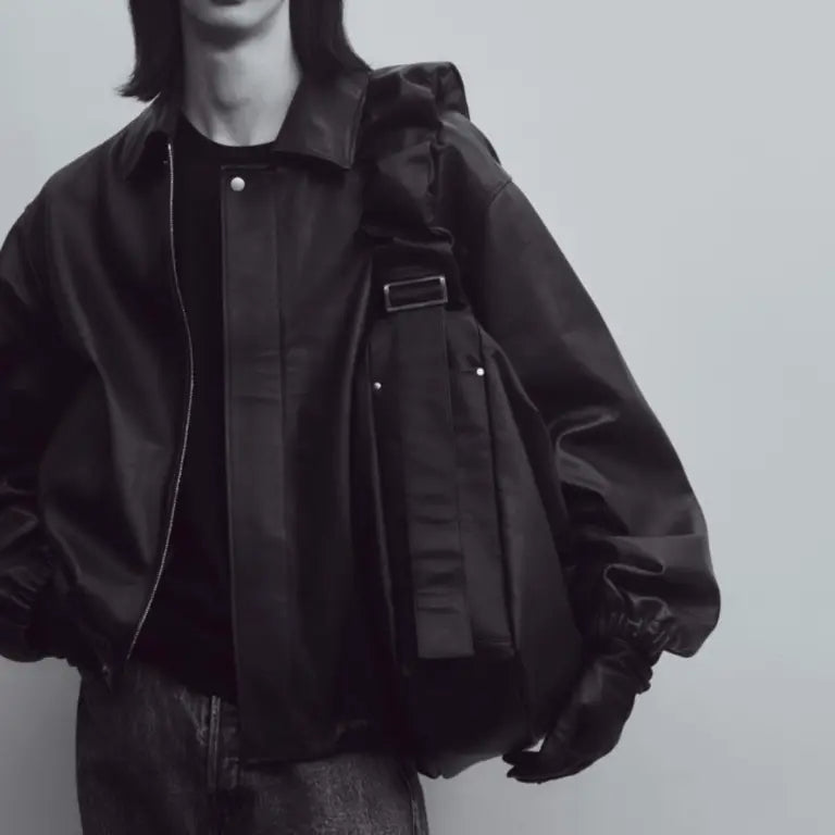 ssstein SHIRRING HANDLE LEATHER SHOULDER BAG