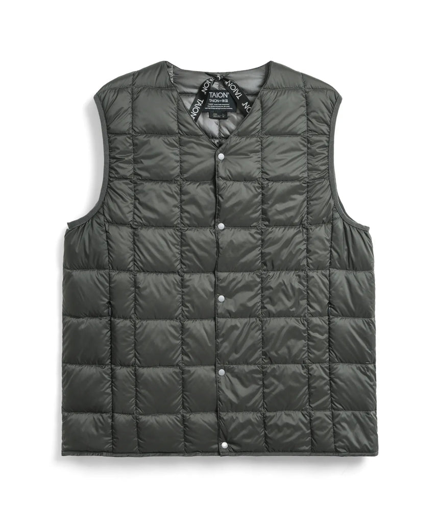 TAION V NECK BUTTON DOWN VEST