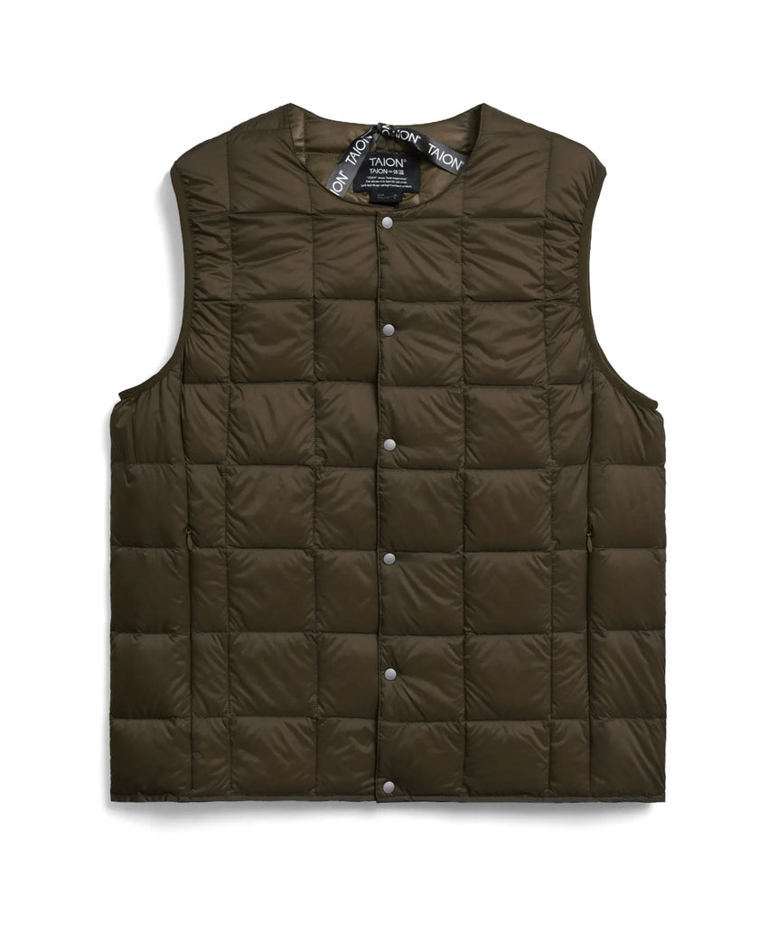 TAION Crew Neck Button Inner Down Vest