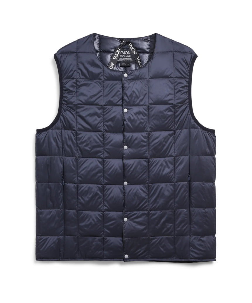 TAION Crew Neck Button Inner Down Vest