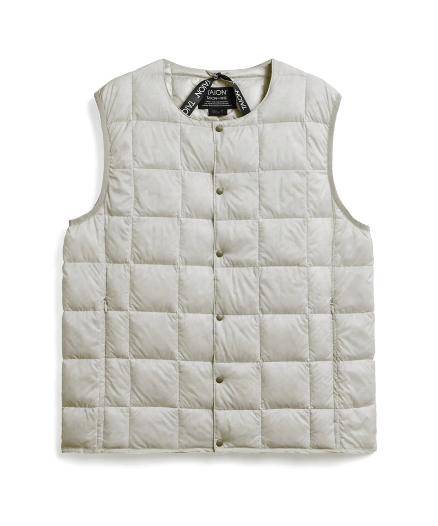 TAION Crew Neck Button Inner Down Vest