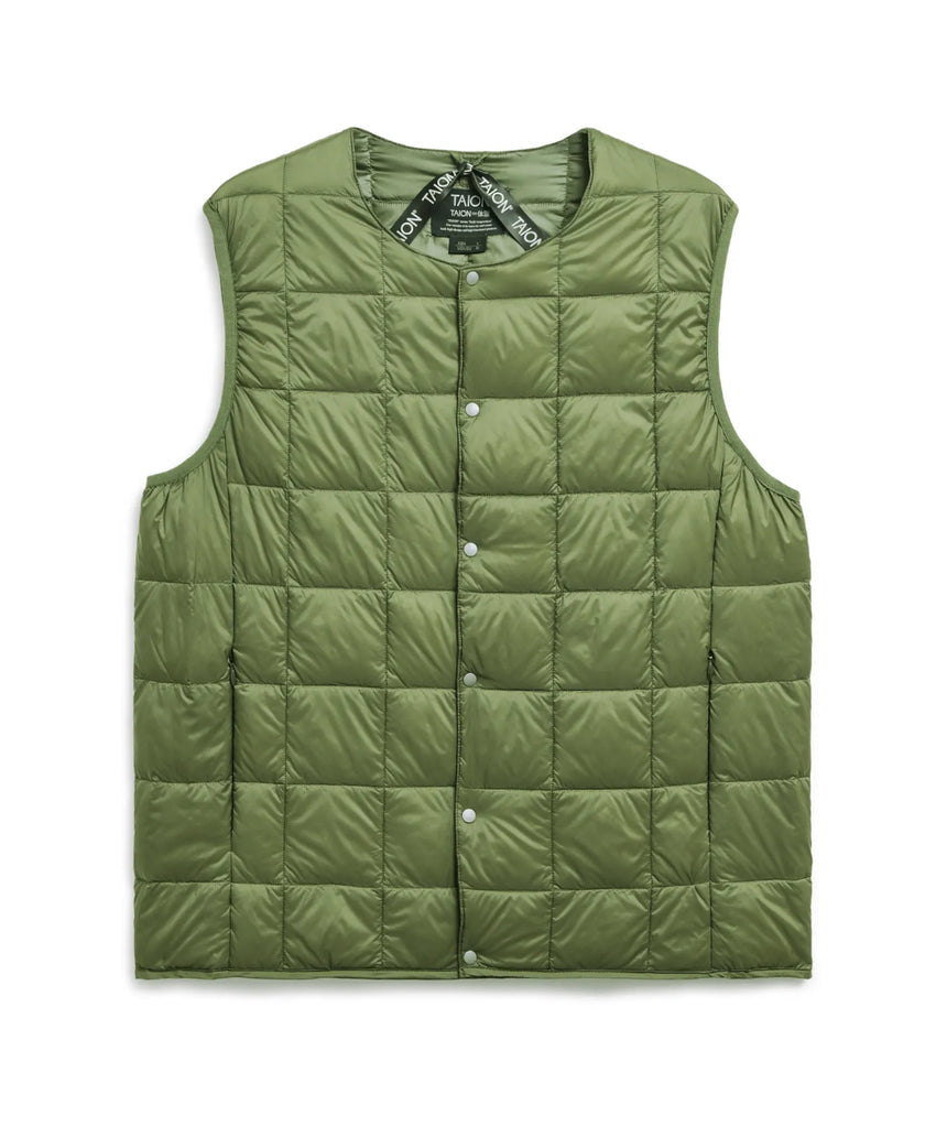 TAION Crew Neck Button Inner Down Vest