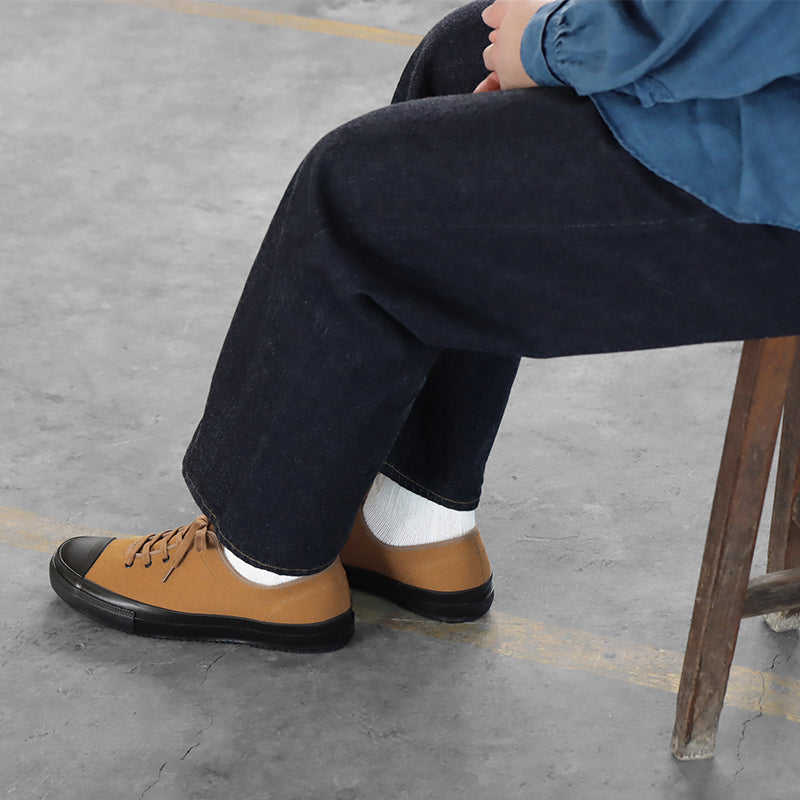 MOONSTAR UBAL - WALNUT