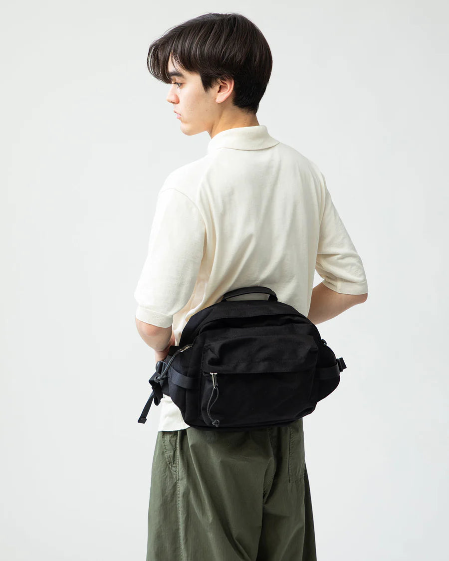 Aeta WAIST BAG M – unexpected store