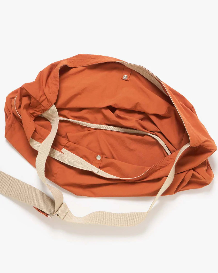 hobo AZUMA SHOULDER BAG L NYLON RIPSTOP