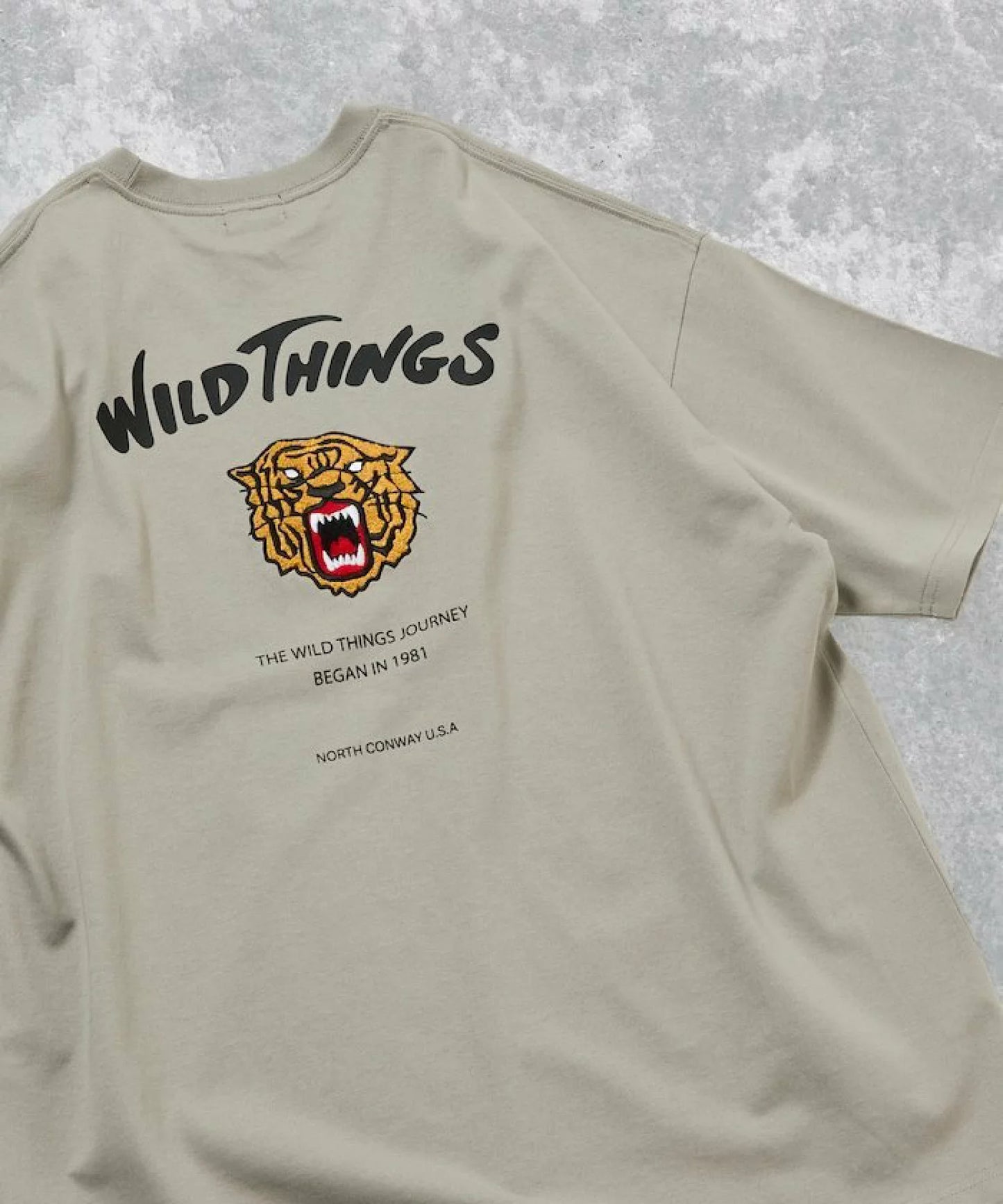WILD THINGS × FREAK'S STORE Big Silhouette Tiger T-shirt