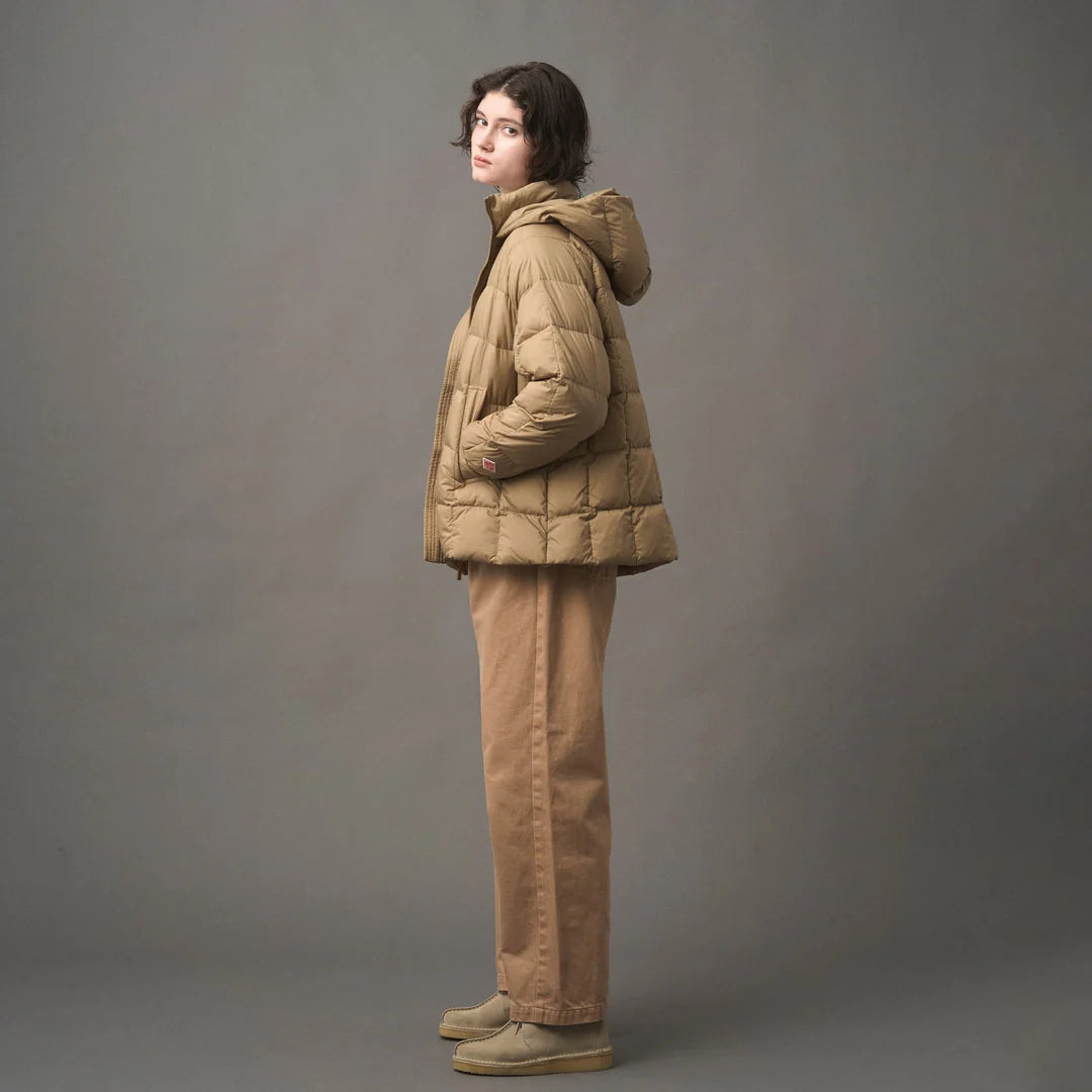 DANTON WOMEN'S NYLON TAFFETA SQUARE QUILTED DOWN JACKET