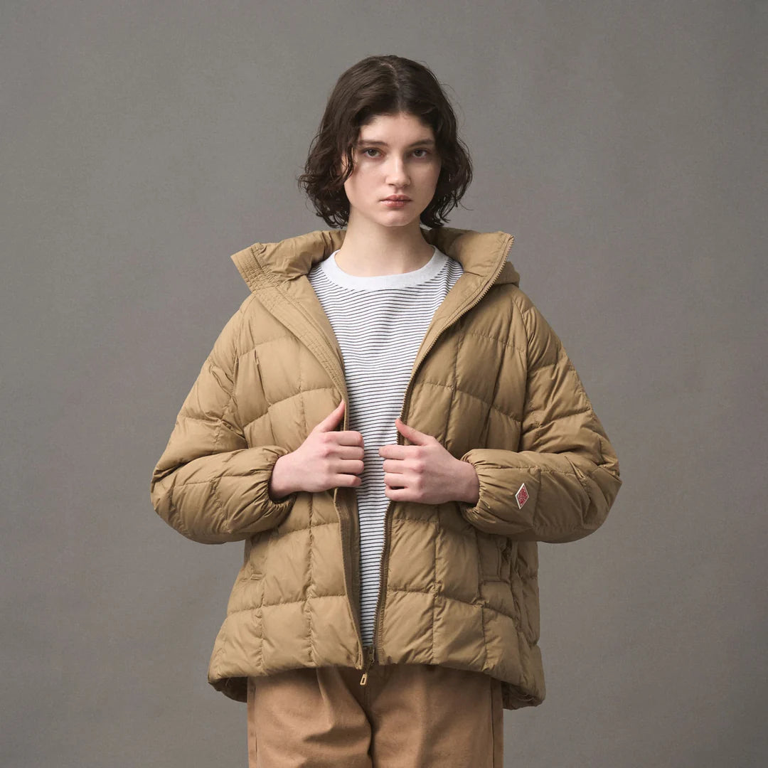 DANTON WOMEN'S NYLON TAFFETA SQUARE QUILTED DOWN JACKET