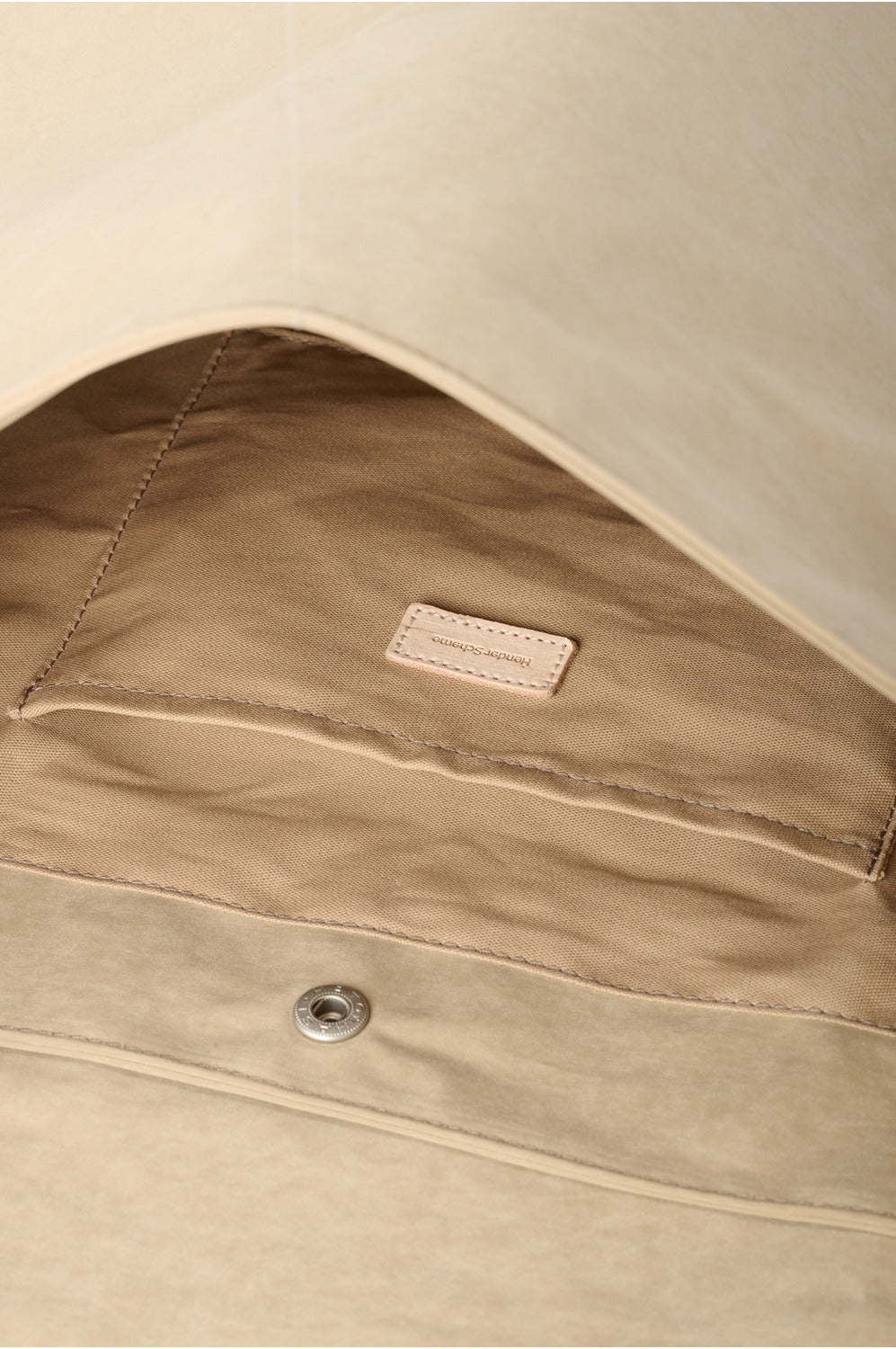 Hender Scheme flap shoulder small