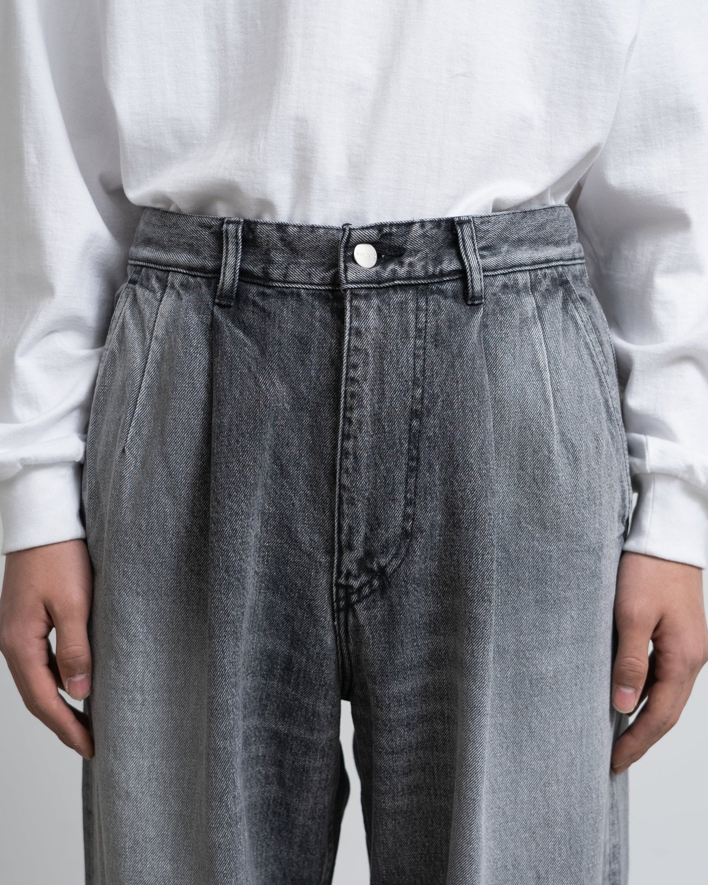 Graphpaper Selvage Denim Two Tuck Pants - LIGHT FADE