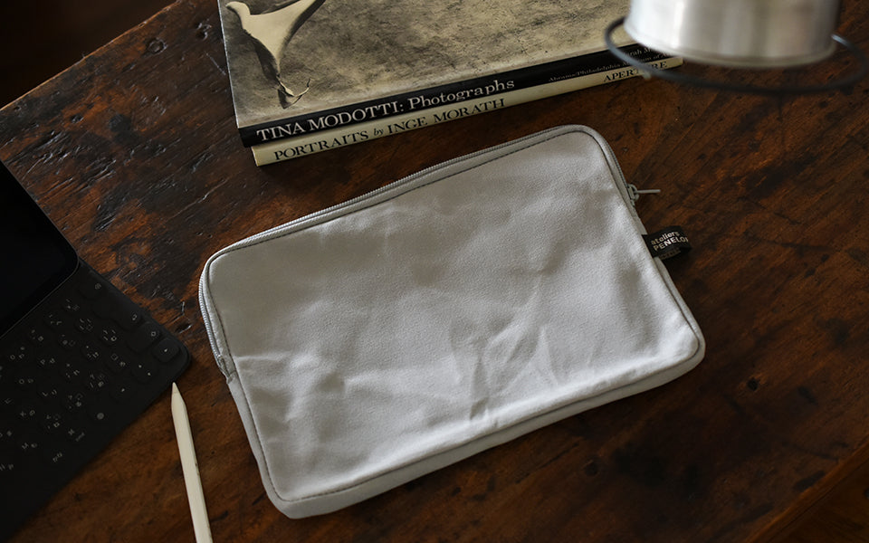 ateliers PENELOPE Hold Pouch (S)