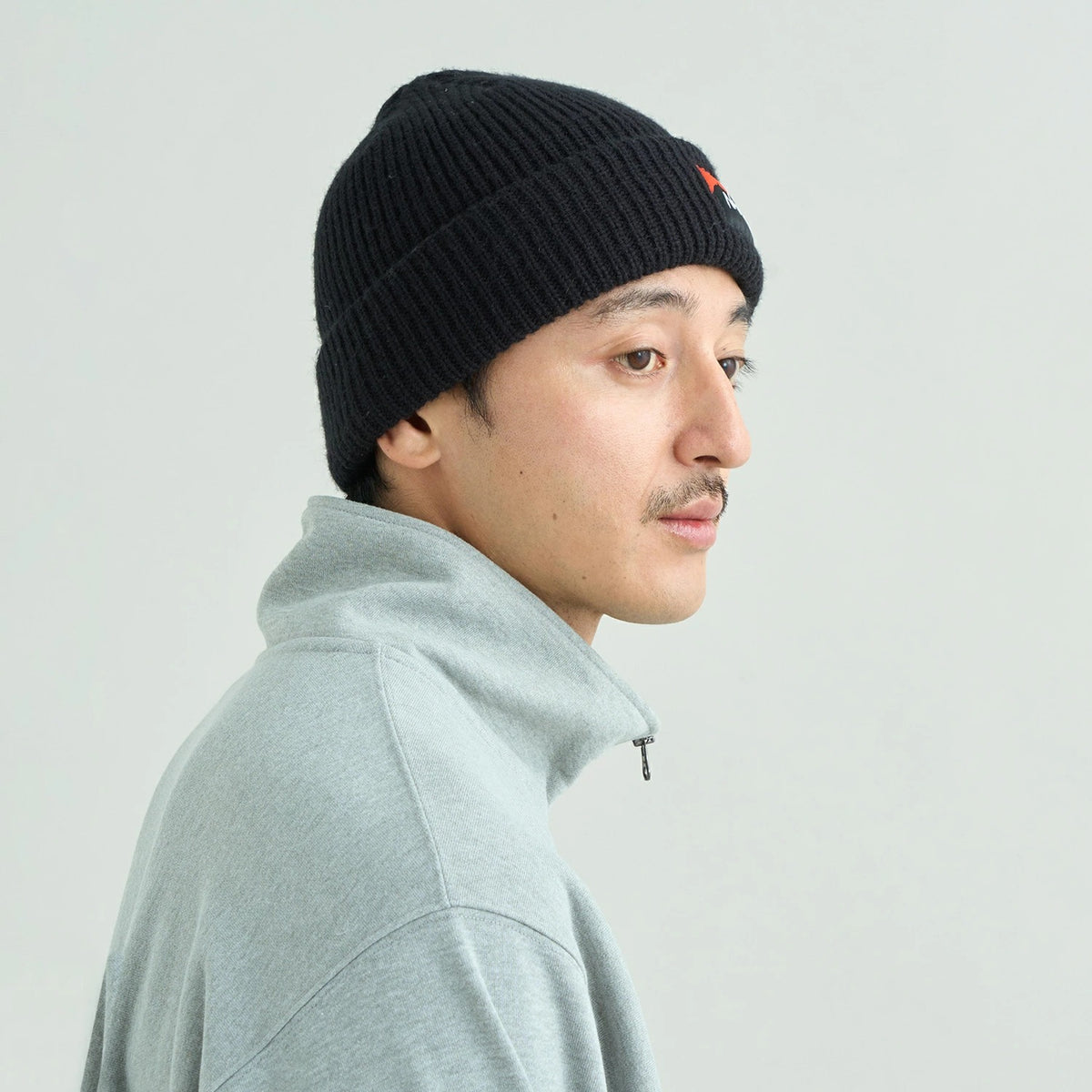 NANGA BOX LOGO BULKY BEANIE