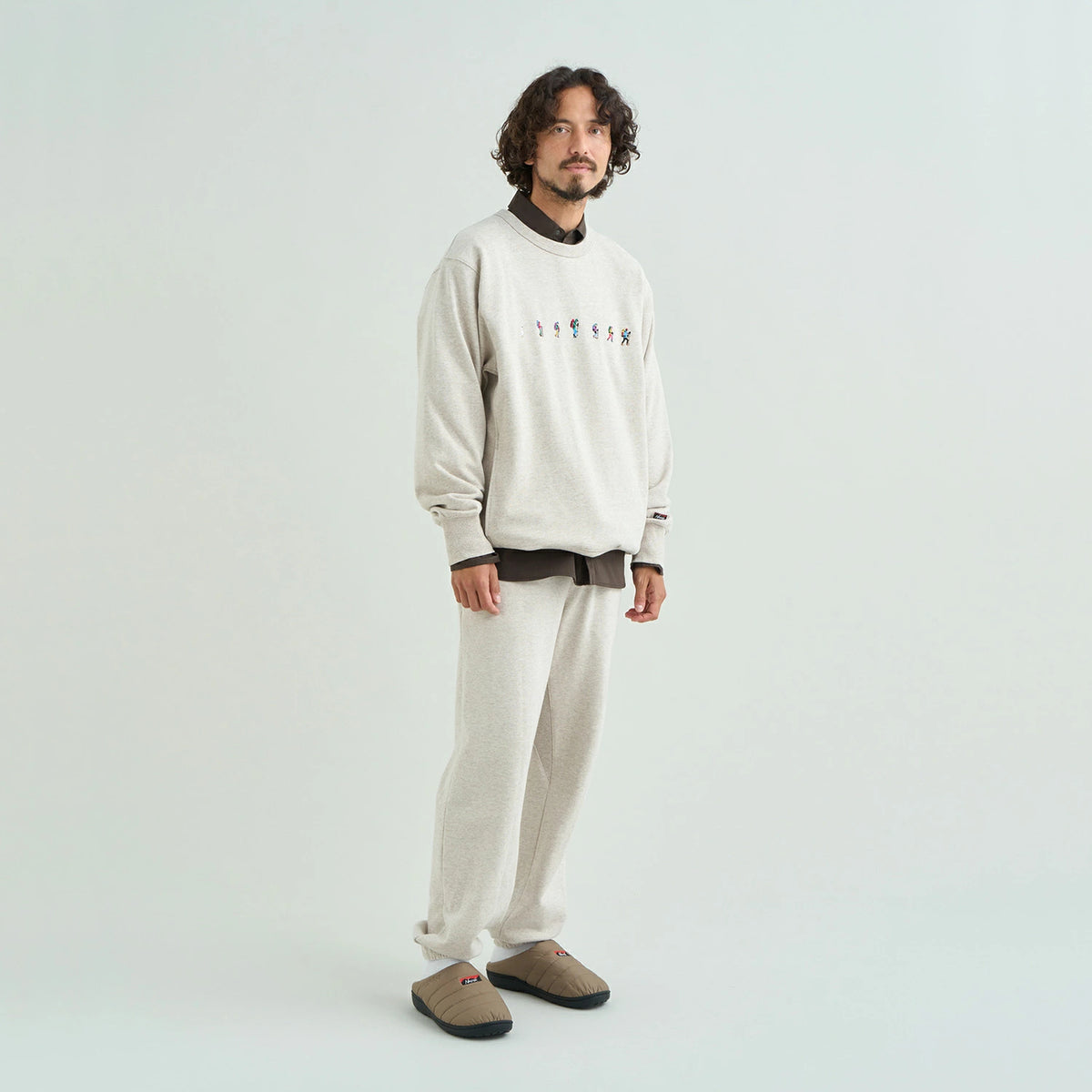 NANGA ECOHYBRID TRAVERSE EMB SWEAT