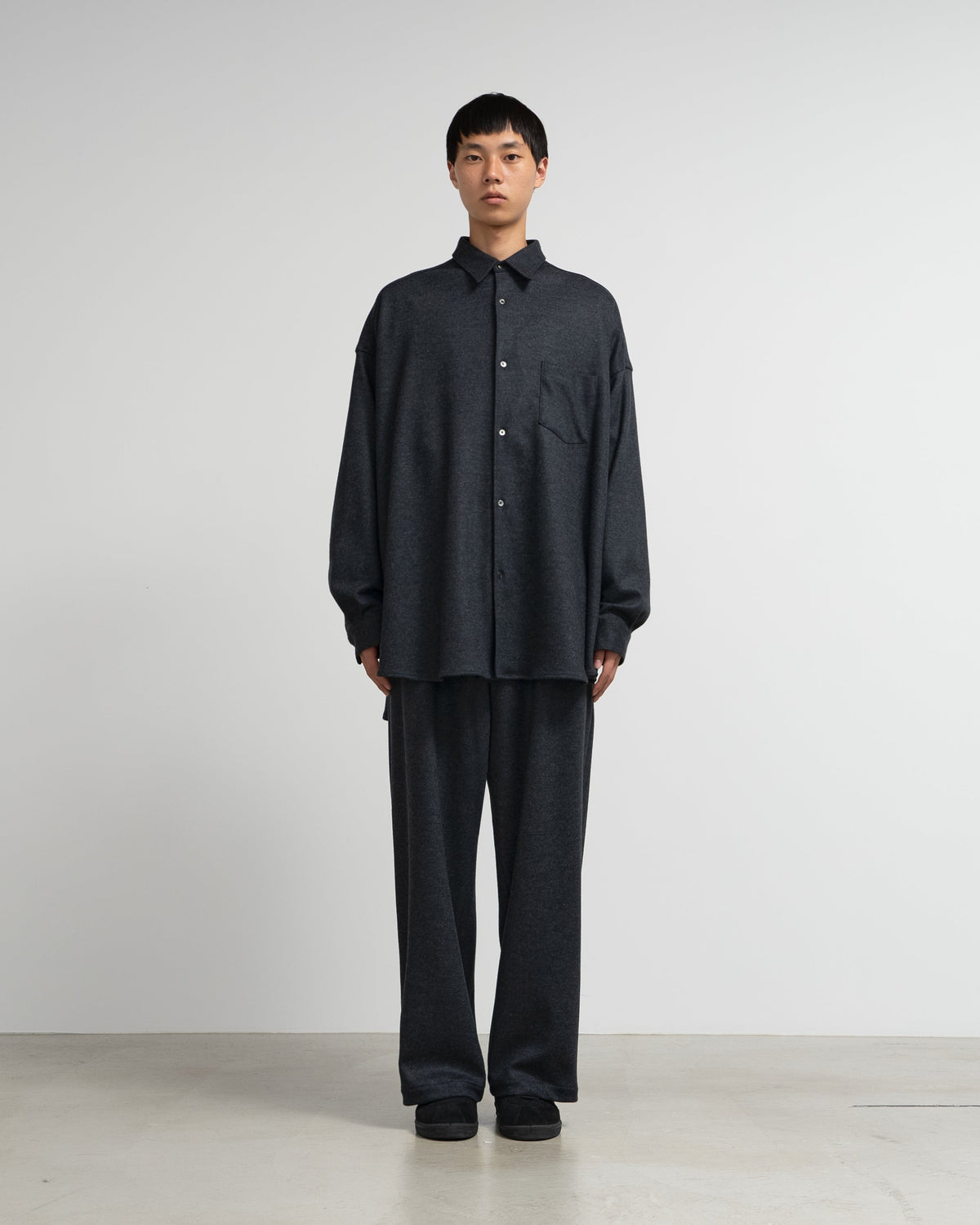 Graphpaper Wool Smooth Flannel Easy Wide Pants