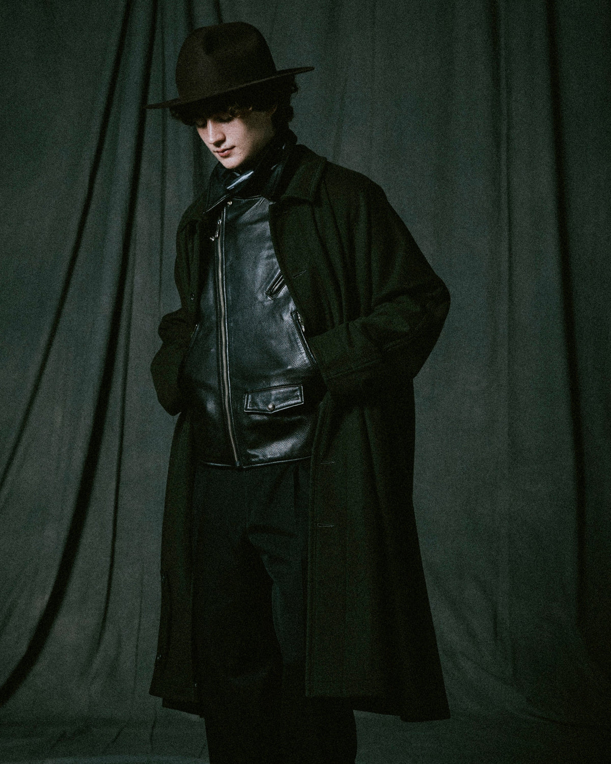 Porter Classic ARTIST BORDER TURTLENECK