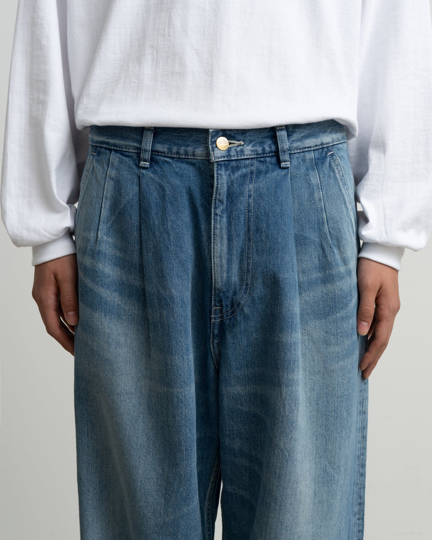 Graphpaper Selvage Denim Two Tuck Pants - LIGHT FADE