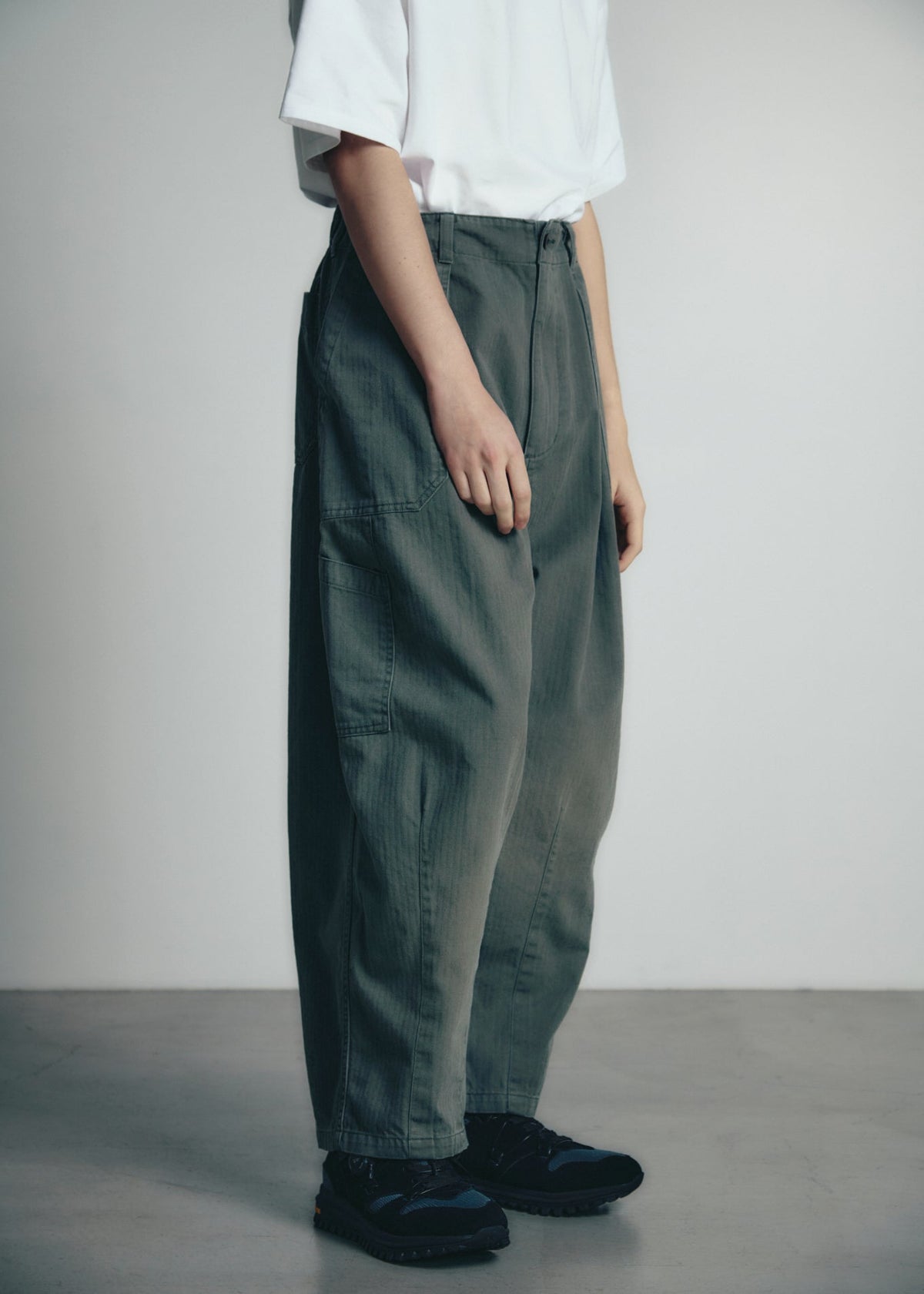 is-ness NU Balloon EZ Pants