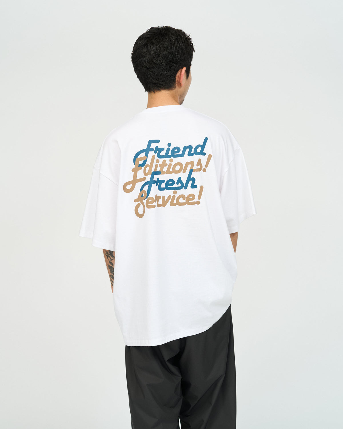 FRIEND EDITIONS × FreshService CORPORATE S/S TEE ”COMMUNITY”