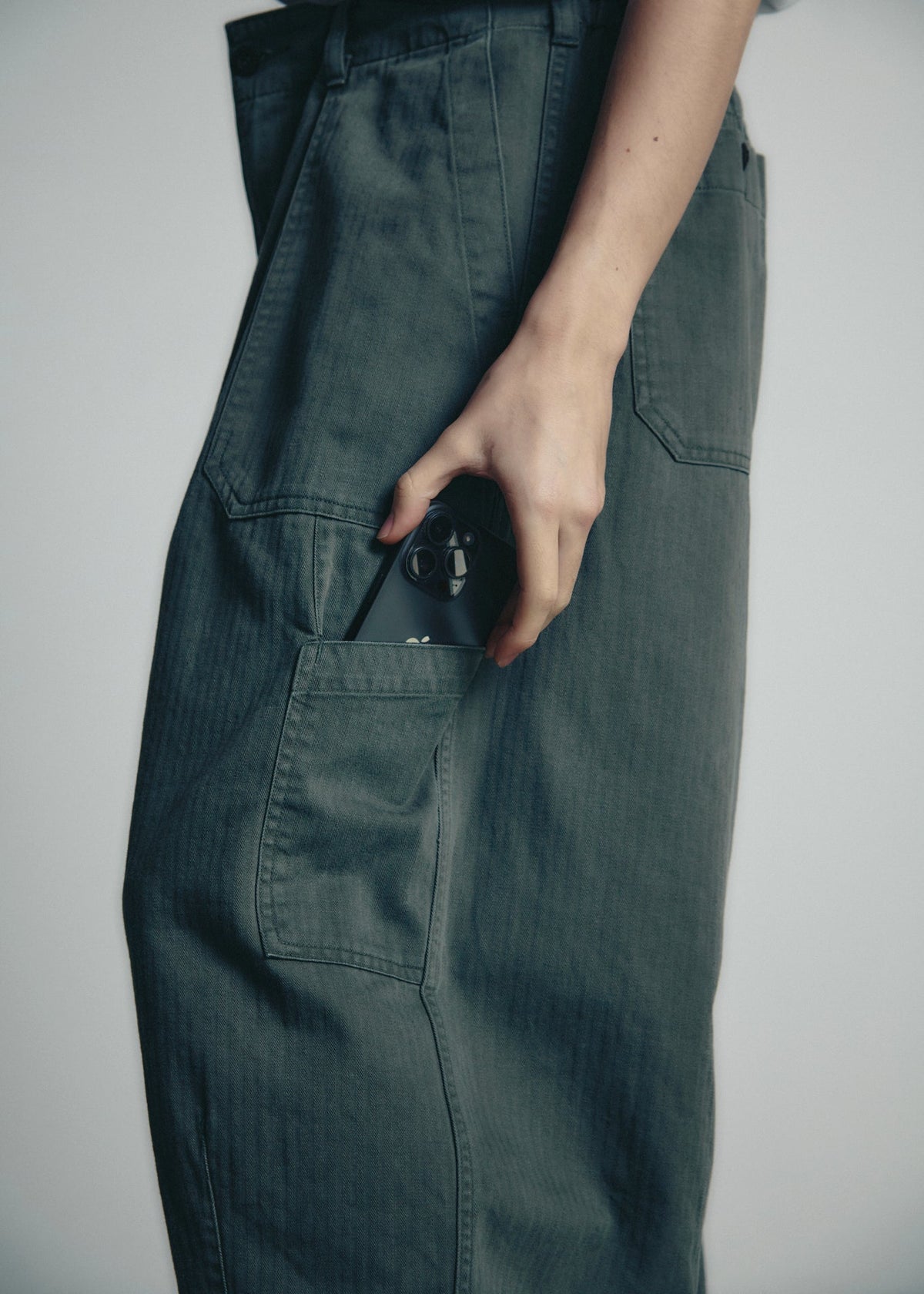 is-ness NU Balloon EZ Pants
