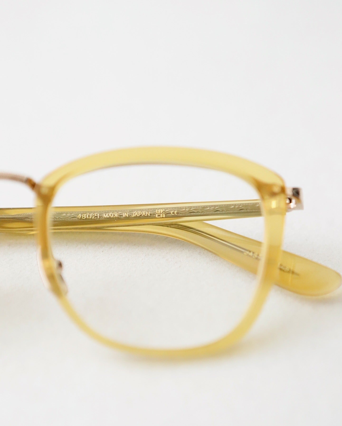 YELLOWS PLUS SUNGLASS JASTIN - Vintage Clear