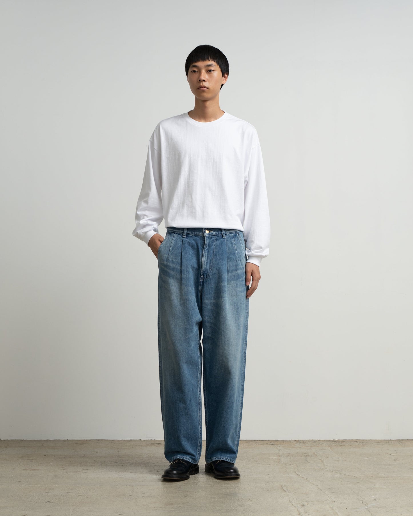 Graphpaper Selvage Denim Two Tuck Pants - LIGHT FADE