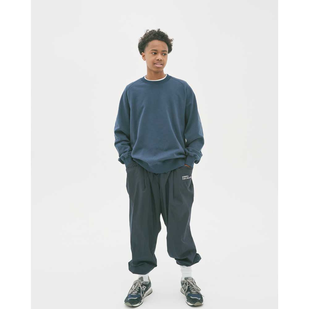 S.F.C (STRIPES FOR CREATIVE) WIDE TAPERED EASY PANTS (NYLON)