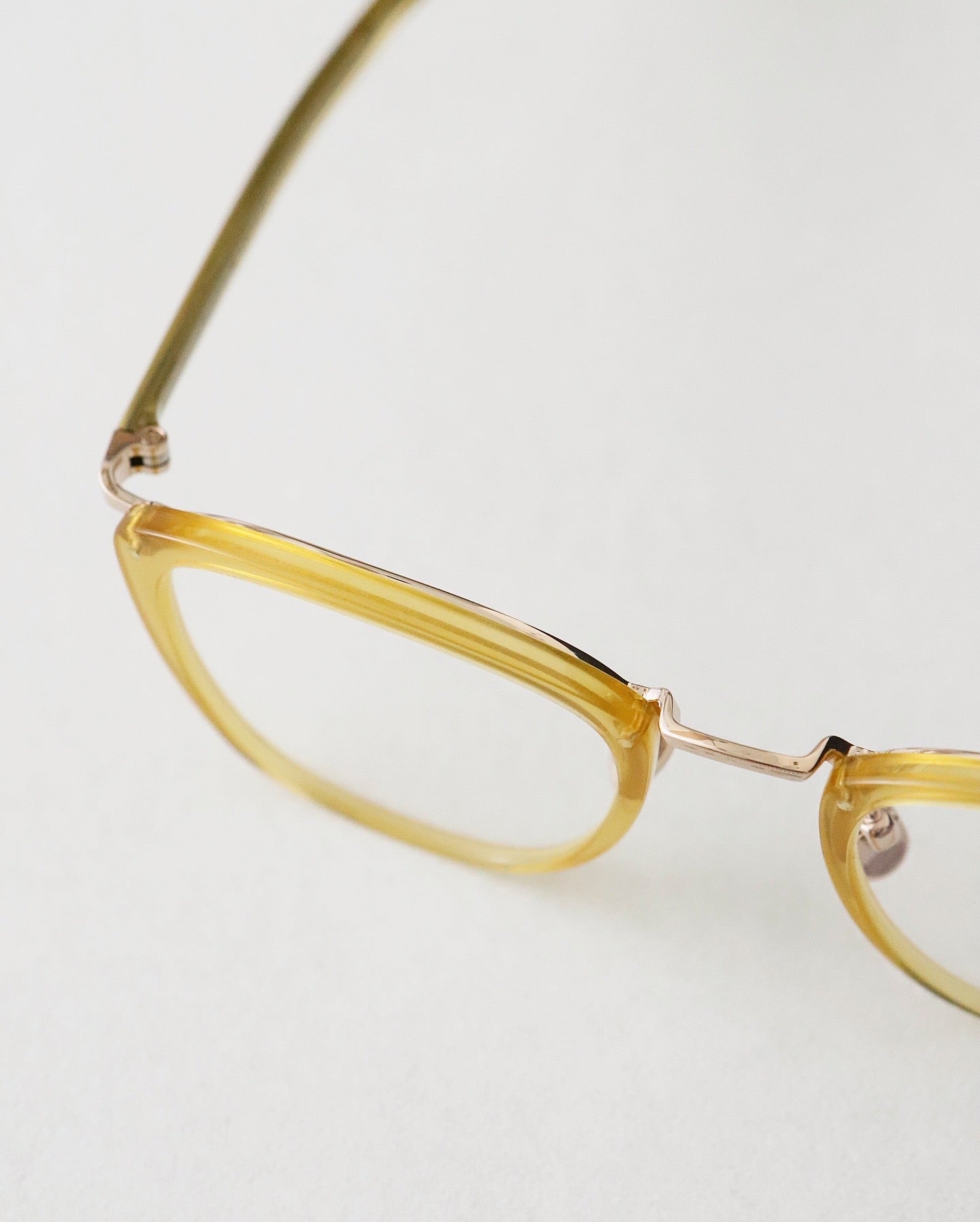 YELLOWS PLUS SUNGLASS JASTIN - Vintage Clear