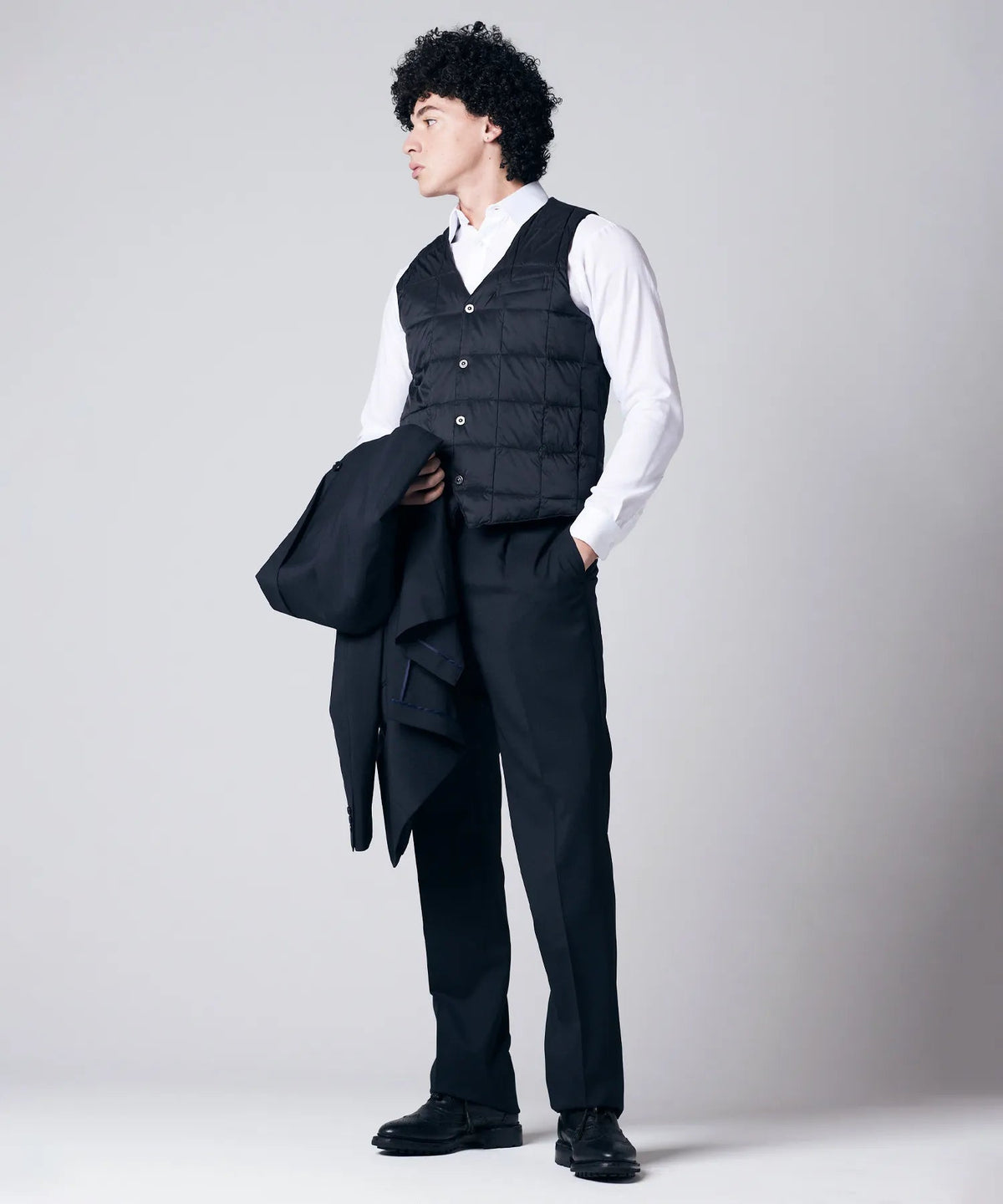 TAION Basic V-Neck Button Down Vest