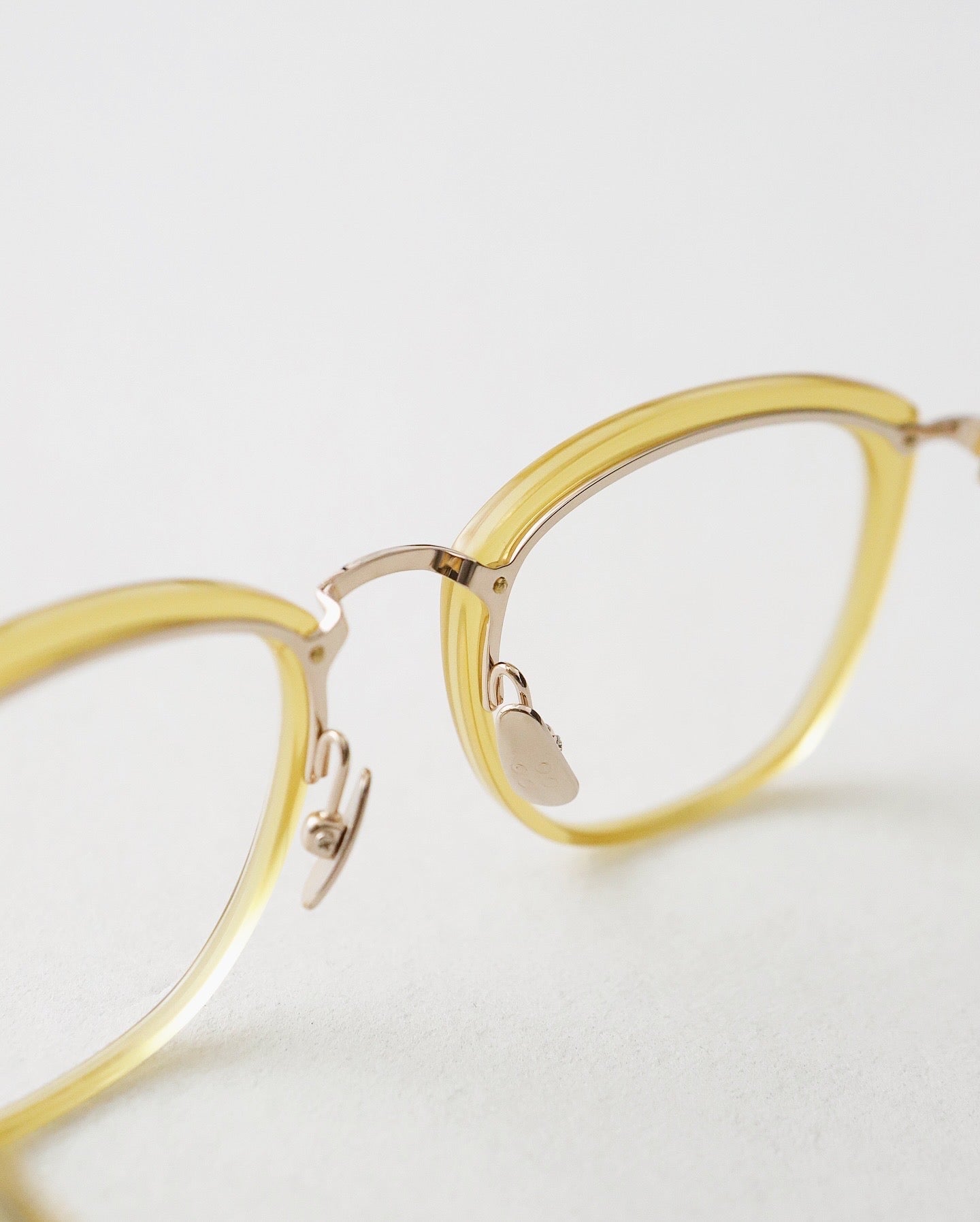 YELLOWS PLUS SUNGLASS JASTIN - Vintage Clear