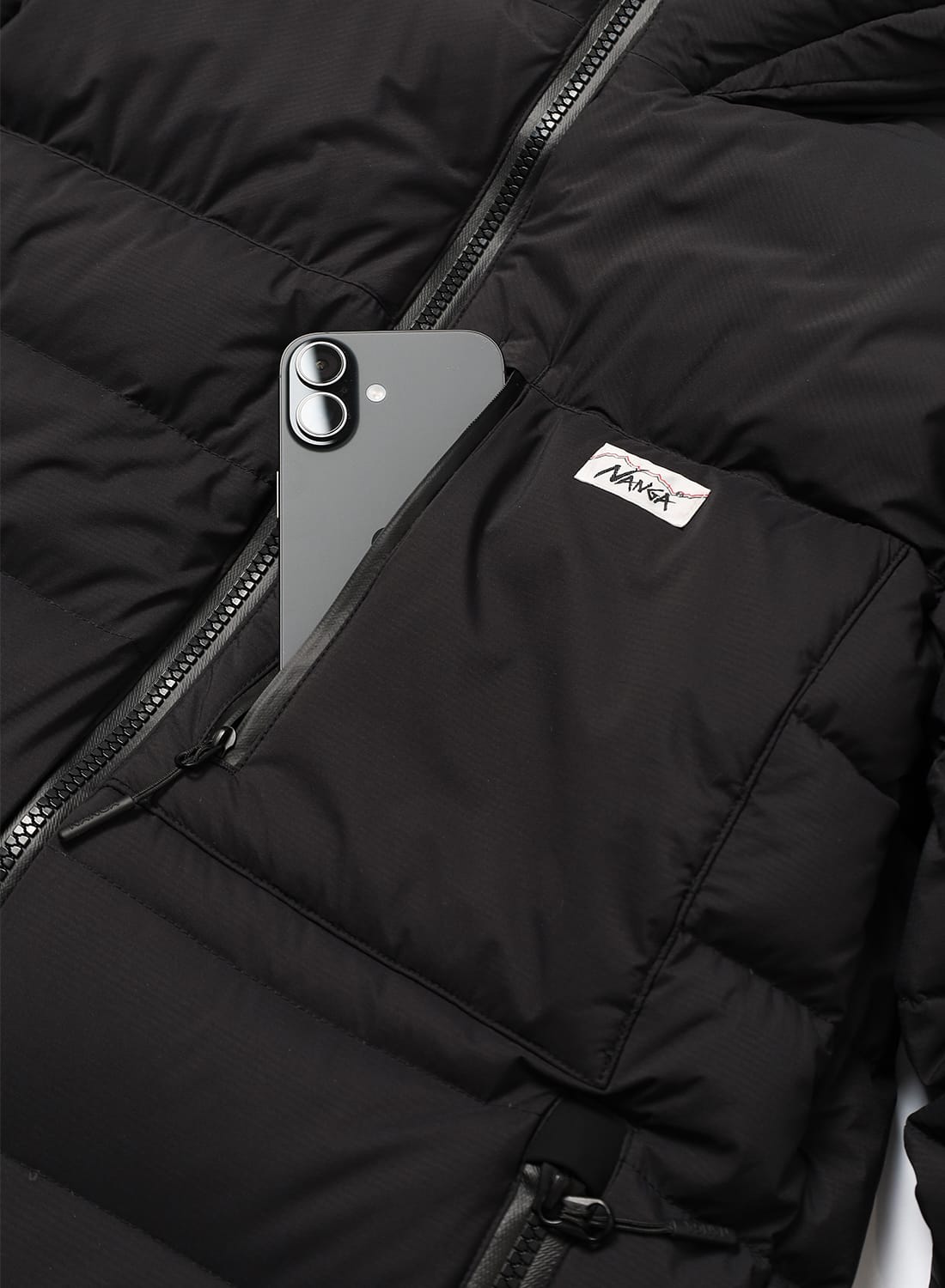 NANGA WHITE LABEL DOWN PARKA