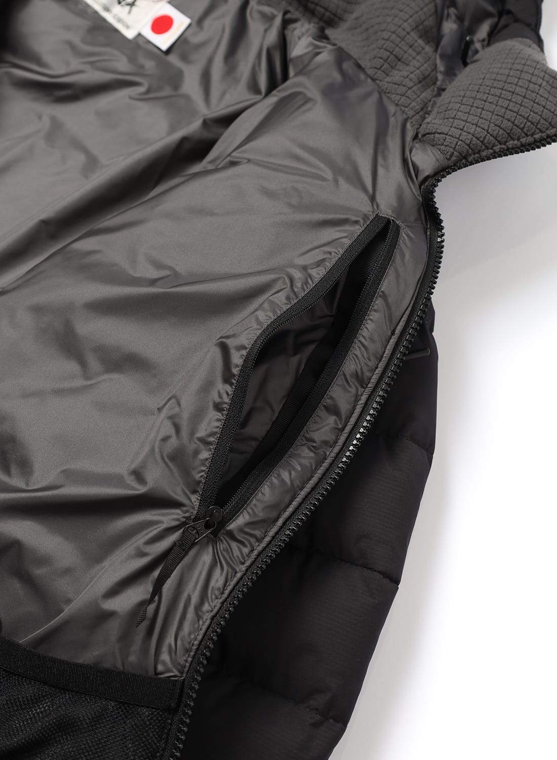 NANGA WHITE LABEL DOWN PARKA