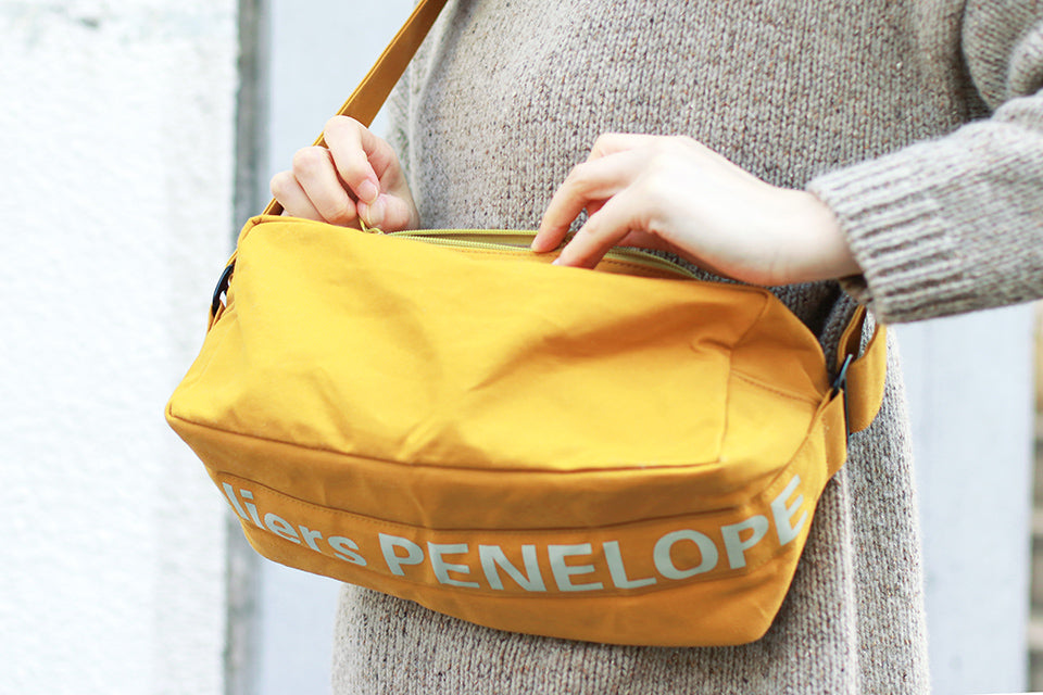 ateliers PENELOPE #10 Pan Shoulder Bag