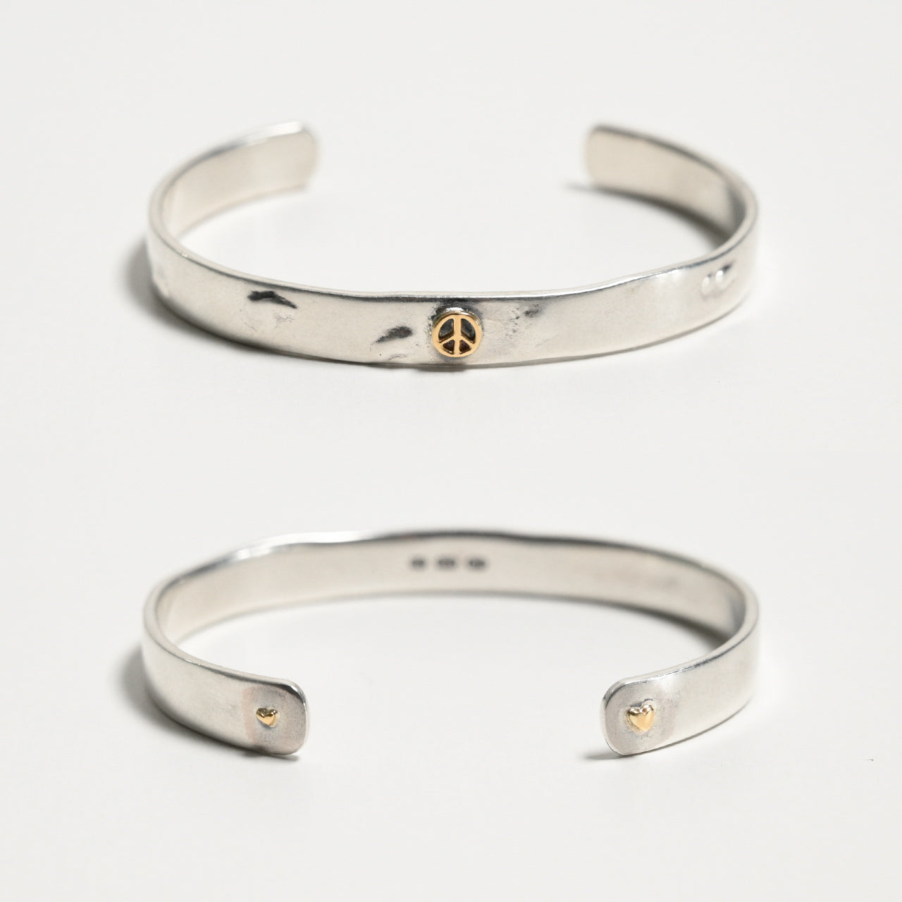 Porter Classic SILVER BANGLE W/GOLD CHARM