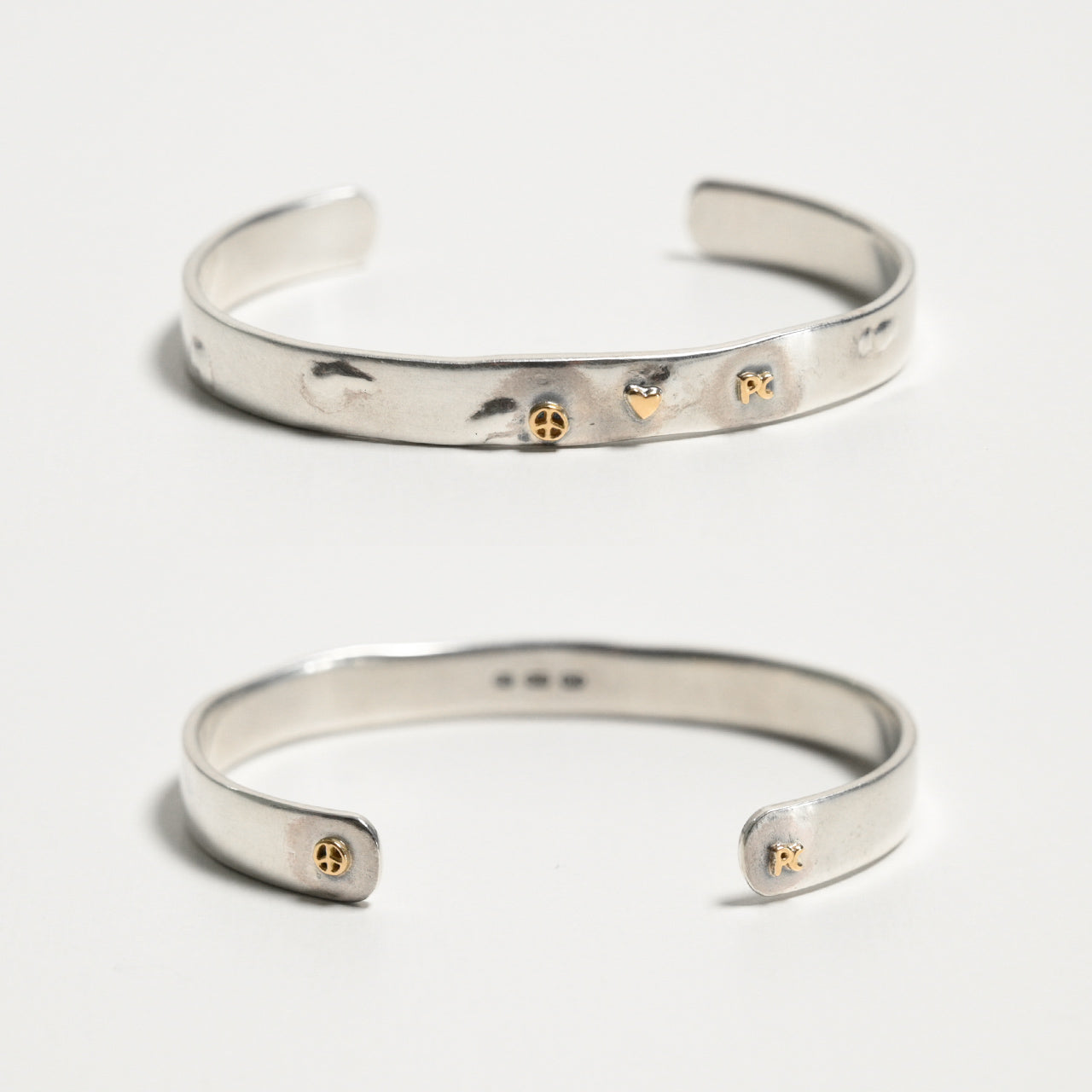 Porter Classic SILVER BANGLE W/GOLD CHARM