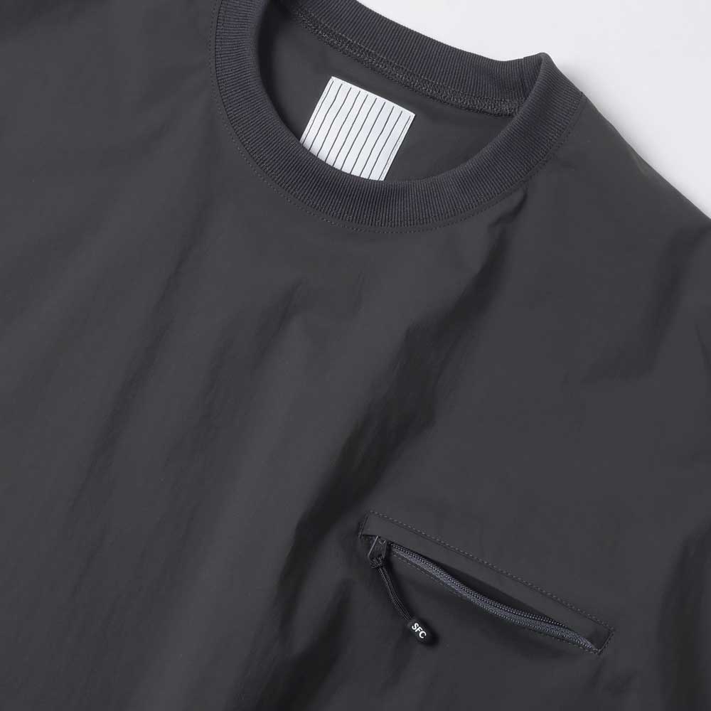 S.F.C (STRIPES FOR CREATIVE) TECH POCKET NYLON LS TEE