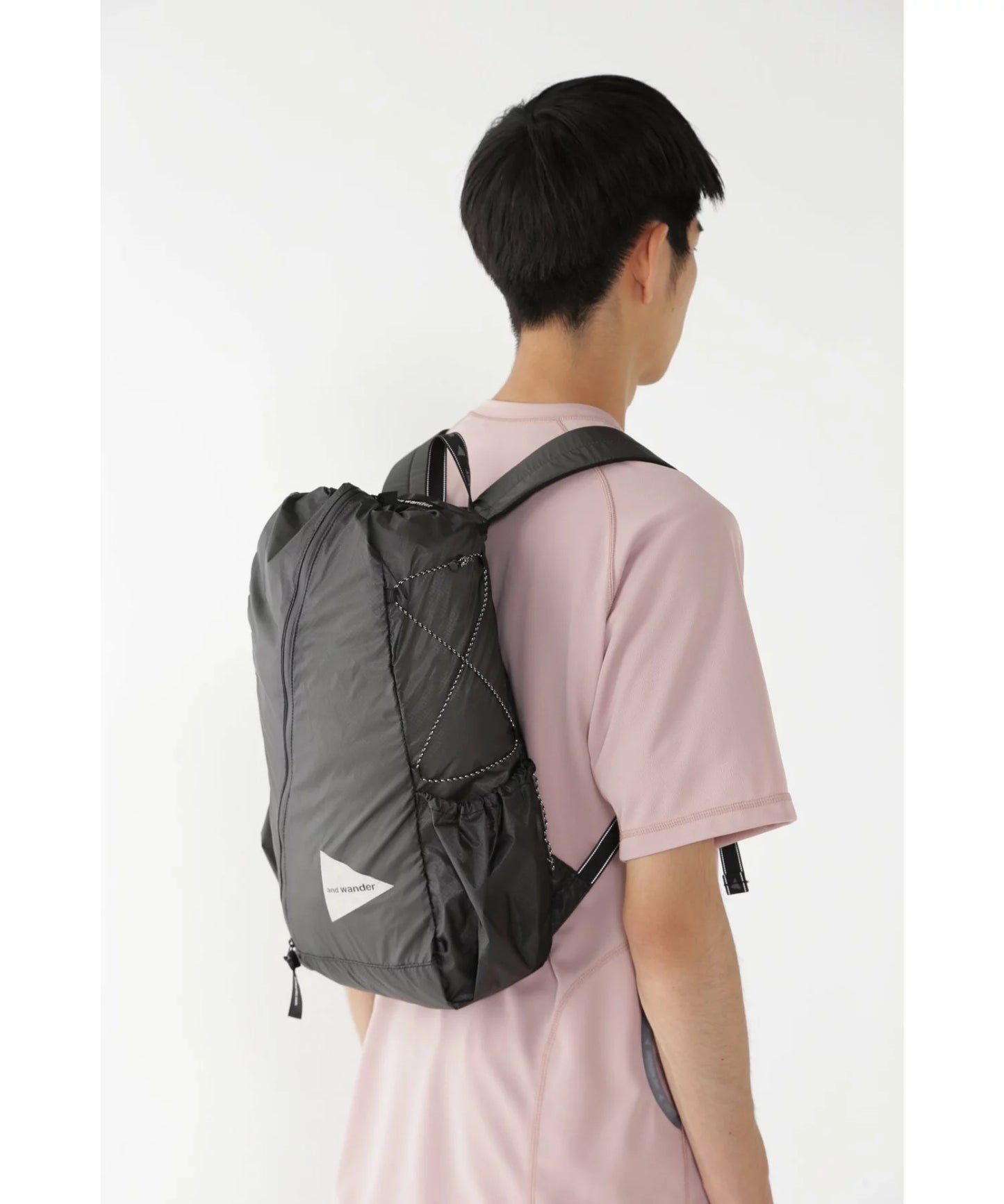 and wander sil daypack