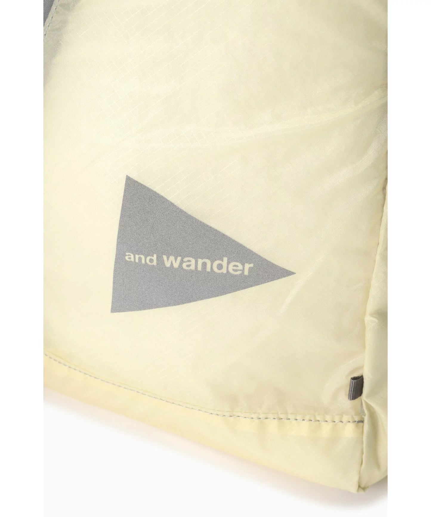 and wander sil daypack