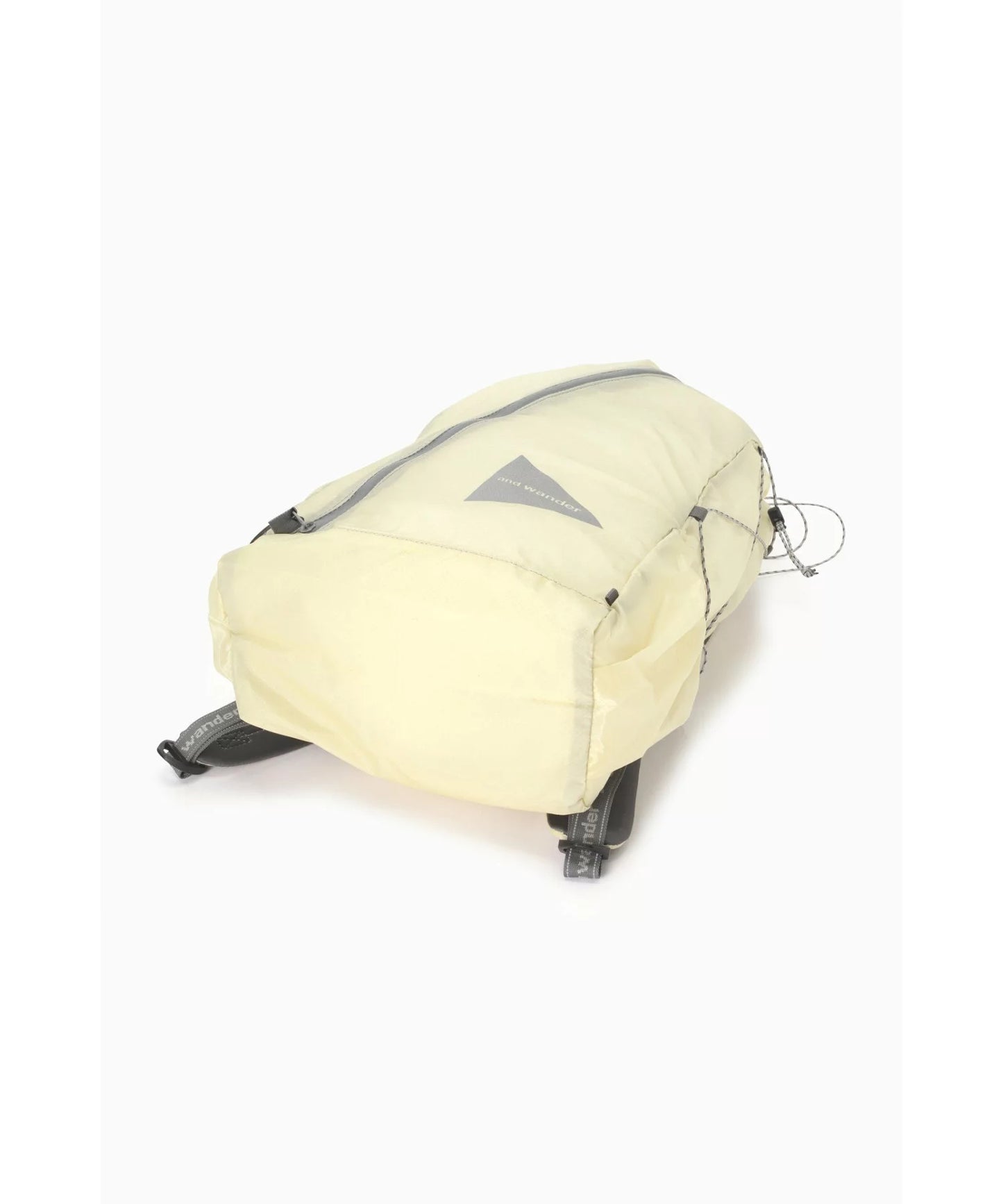 and wander sil daypack