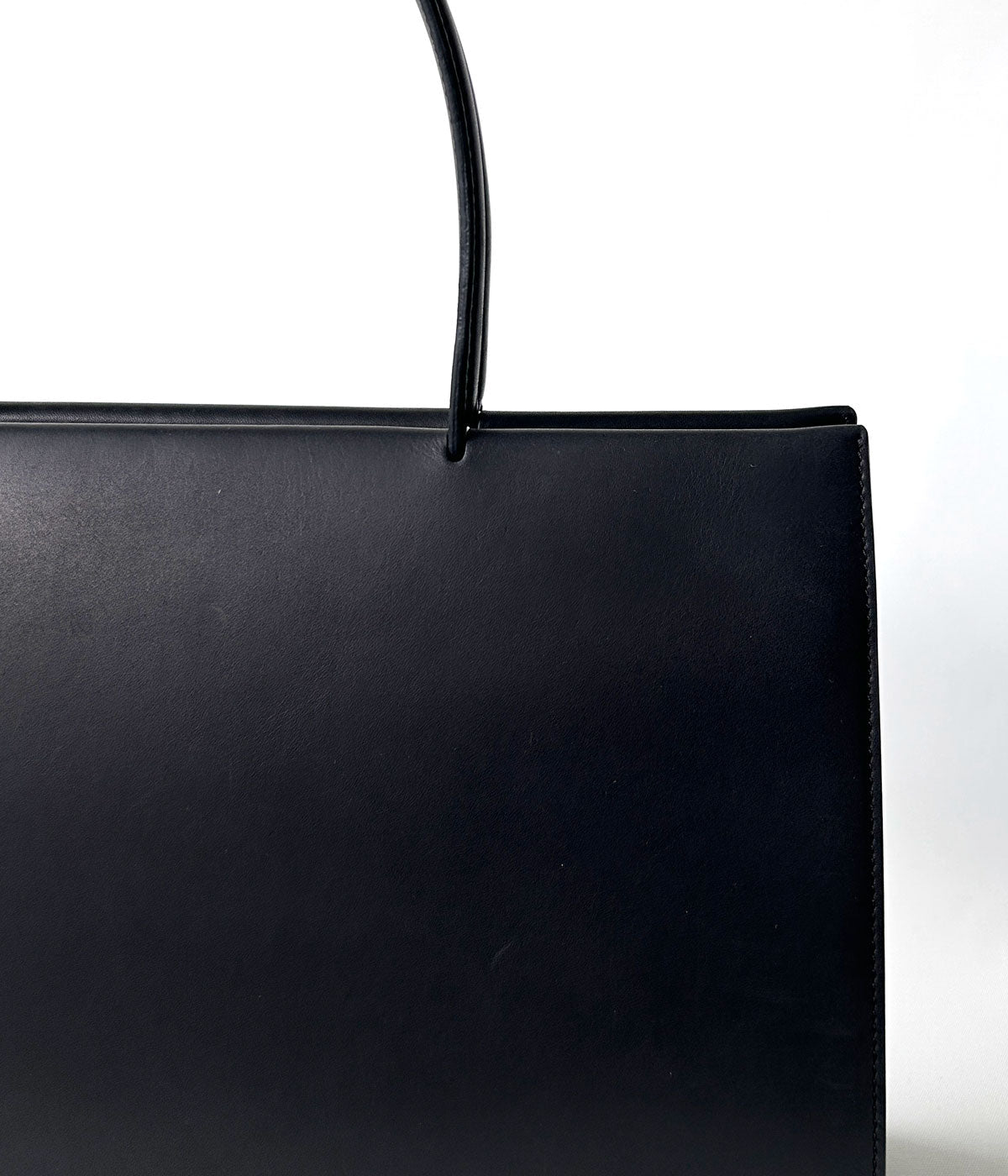 Aeta SQUARE-SHAPED TOTE BAG SHORT HANDLE M