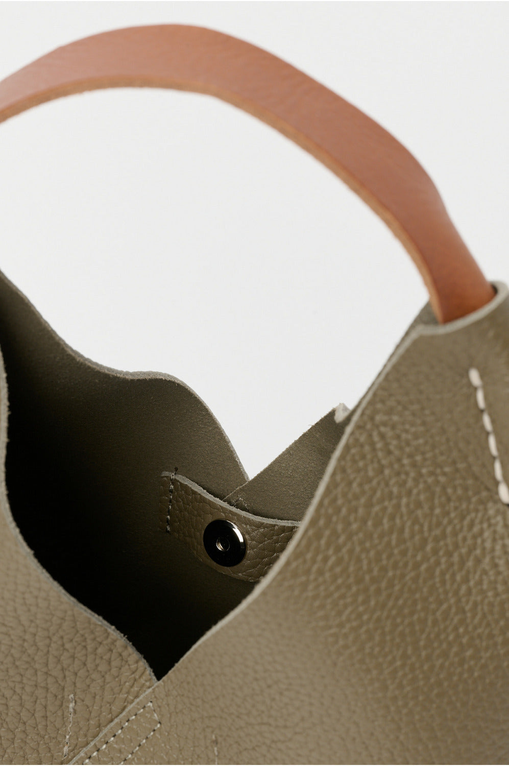 すぐ届く【Hender Scheme】triangle bag Hender Scheme triangle bag – unexpected store
