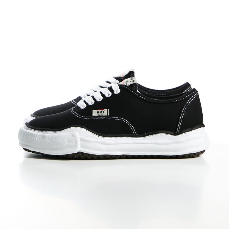 Maison MIHARA YASUHIRO BAKER Original Sole Canvas Lowtop Sneaker Black