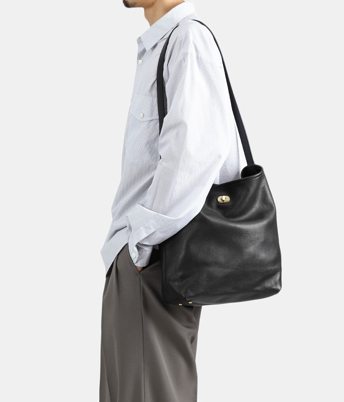 Hender Scheme twist shoulder large