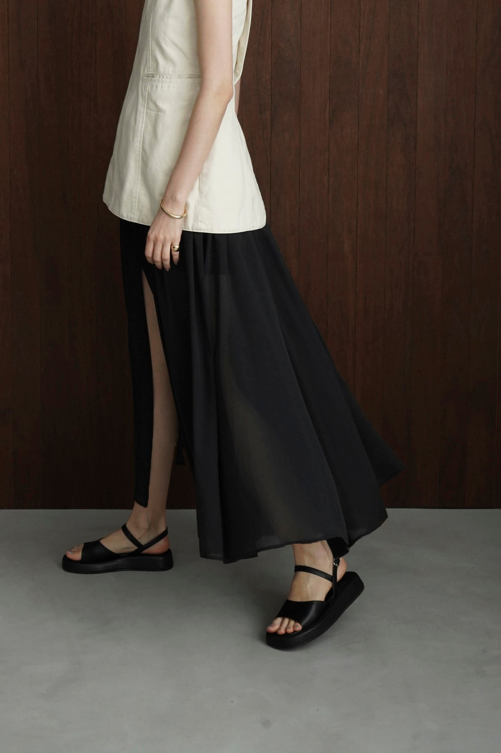 CLANE SHEER SLIT SKIRT