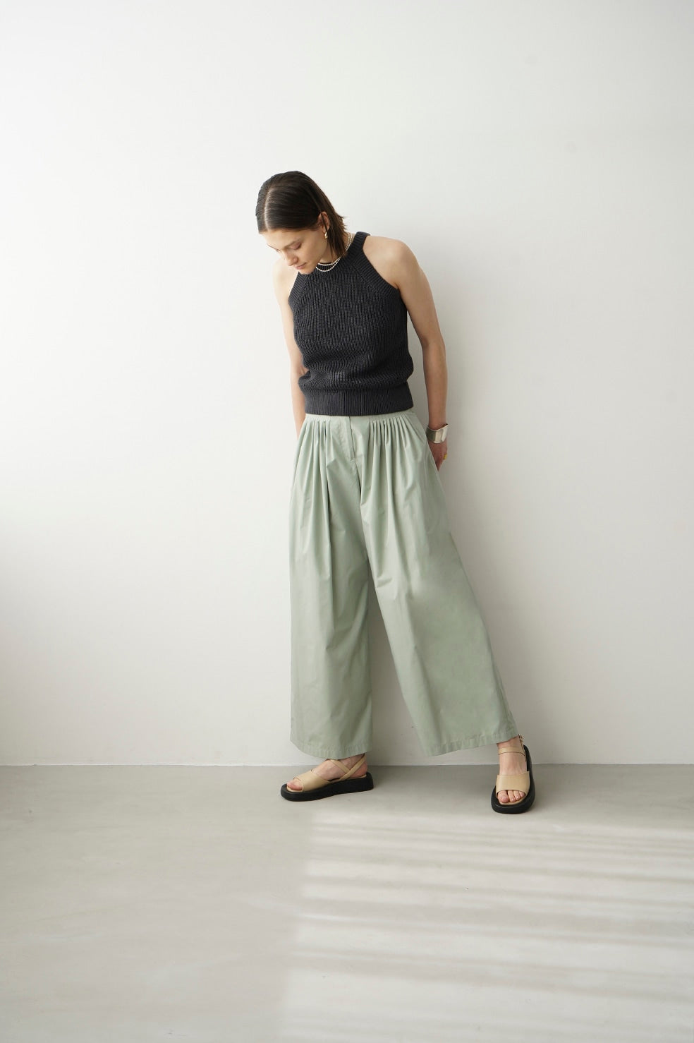 CLANE TUCK DESIGN WIDE PANTS – unexpected store