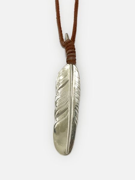 LARRY SMITH FEATHER Necklace