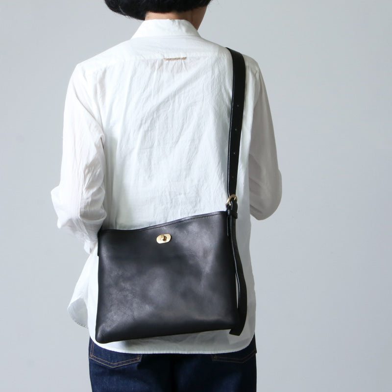 【格安人気】Hender Scheme twist buckle bag XS バッグ