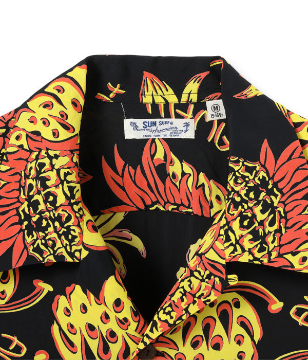 SUN SURF RAYON HAWAIIAN SHIRT “THE PINEAPPLE ISLANDS”