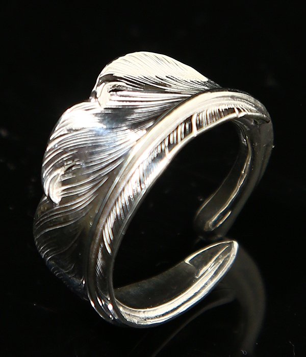 LARRY SMITH NATABANE FEATHER RING – unexpected store